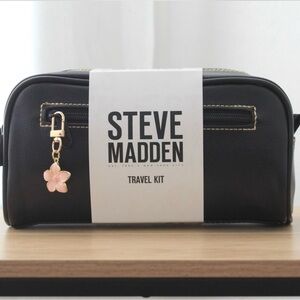 Steve Madden Travel Kit